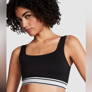 PINK Victoria's Secret Black and White Muscle Tee